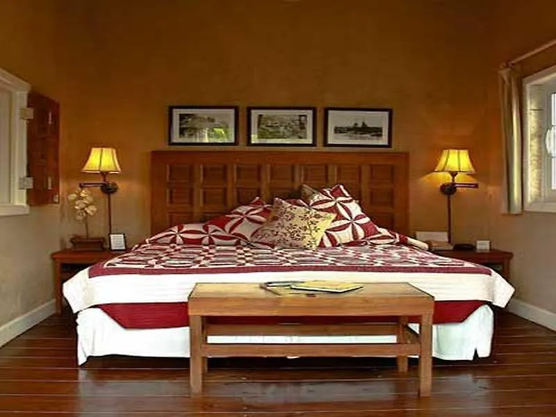 A Stone'S Throw Away Hotel Nassau