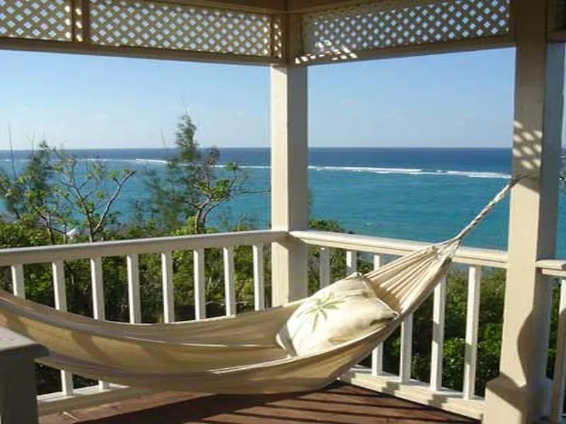 ****  Hotel A Stone'S Throw Away Nassau Bahamas