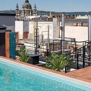 Swu Magazine Bed and breakfast Budapest